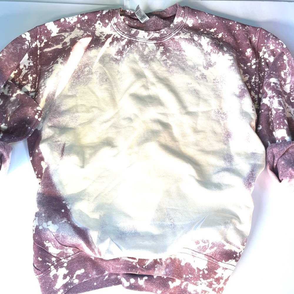 maroon bleached blank crewneck sweatshirt, commonly used  to print Size Large